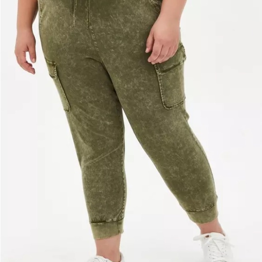 Relaxed Fit Cargo Jogger